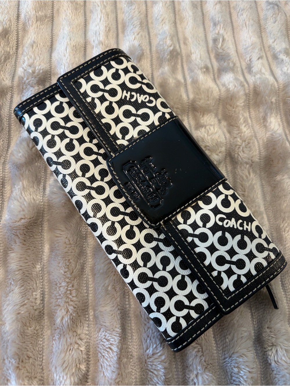 Coach Madison Black and White Signature Leather Wallet
